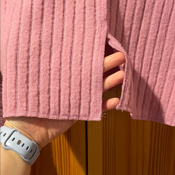Urban Outfitters Out From Under Ribbed Cropped Mauve Sweater - Picture 4 of 6